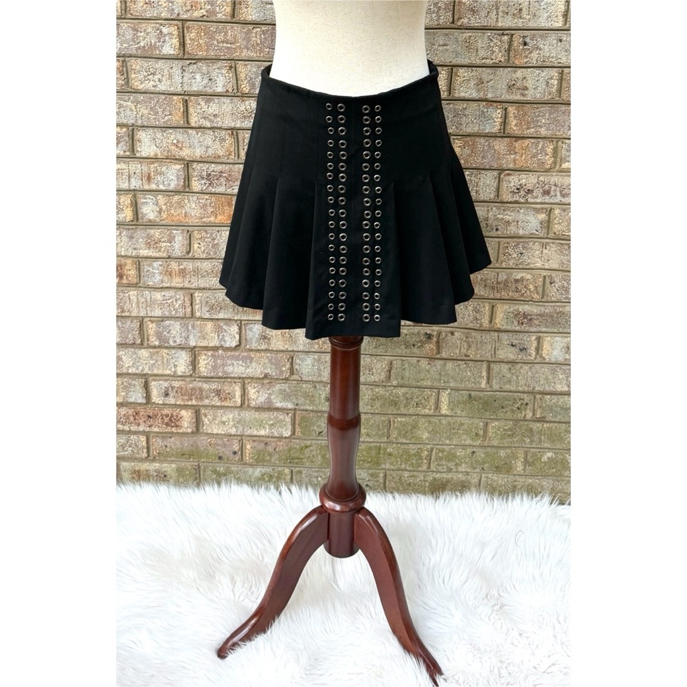 NWOT Zara Grommet Pleated Mini Skirt